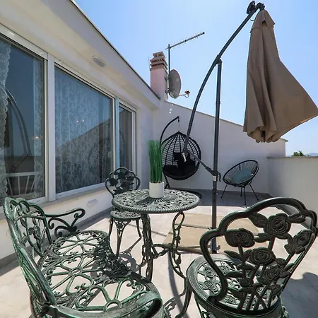 Fiorino Apartman *